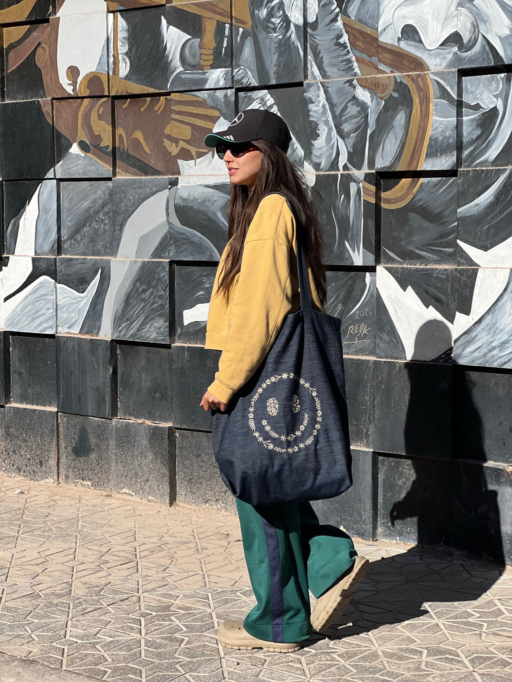 Navy handmade tote bag with smiley face embroidery — Souhaib Creative Service Morocco